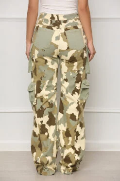 Weekend Chaos Cargo Pants (Tan Multi) -Lilly's Kloset lilly6 20 2339992