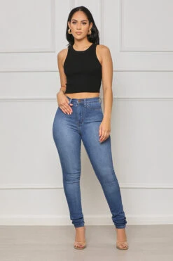 Easy Upgrade Ribbed Crop Top (Black)