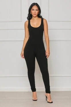 Seamless Contour Ribbed Jumpsuit (Black)