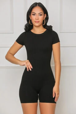 Seamless Contour Ribbed Romper (Black)